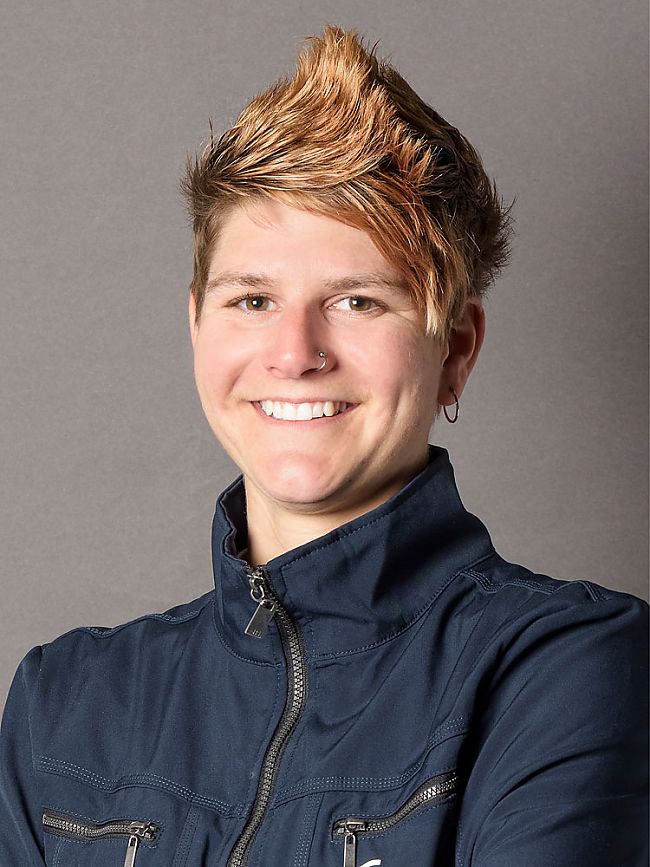 Jasmin Marchiat-Strupler – Kundenmalerin / Berufsbildnerin Jasmin Marchiat-Strupler – Kundenmalerin / Berufsbildnerin