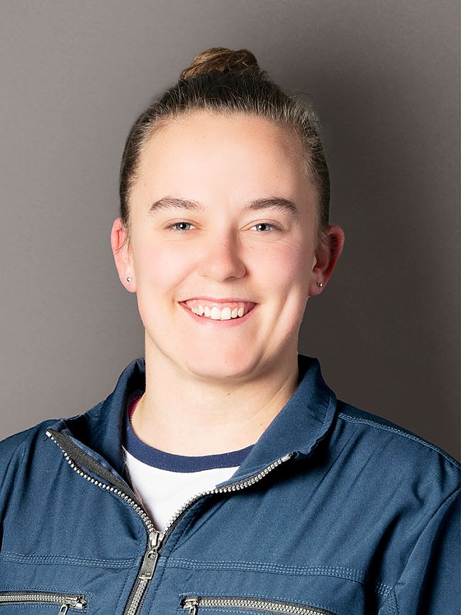 Romina Schläpfer – Kundenmalerin Romina Schläpfer – Kundenmalerin