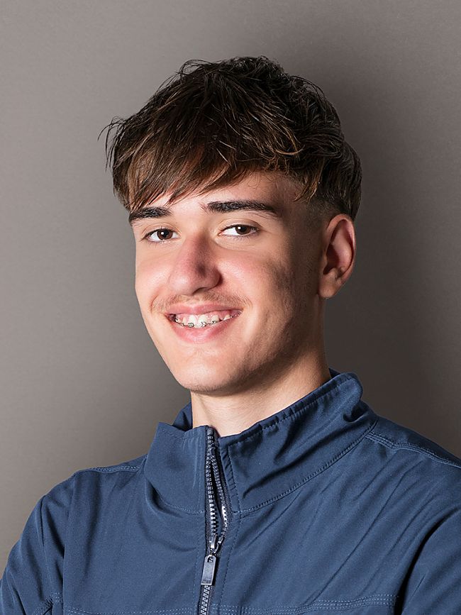 Fisnik Hajredini – Auszubildender Fisnik Hajredini – Auszubildender