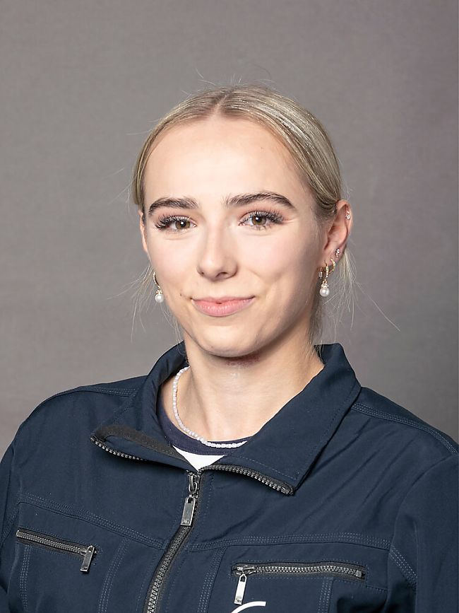 Lya Malin Pfenninger – Baustellenleiterin SMGV Lya Malin Pfenninger – Baustellenleiterin SMGV